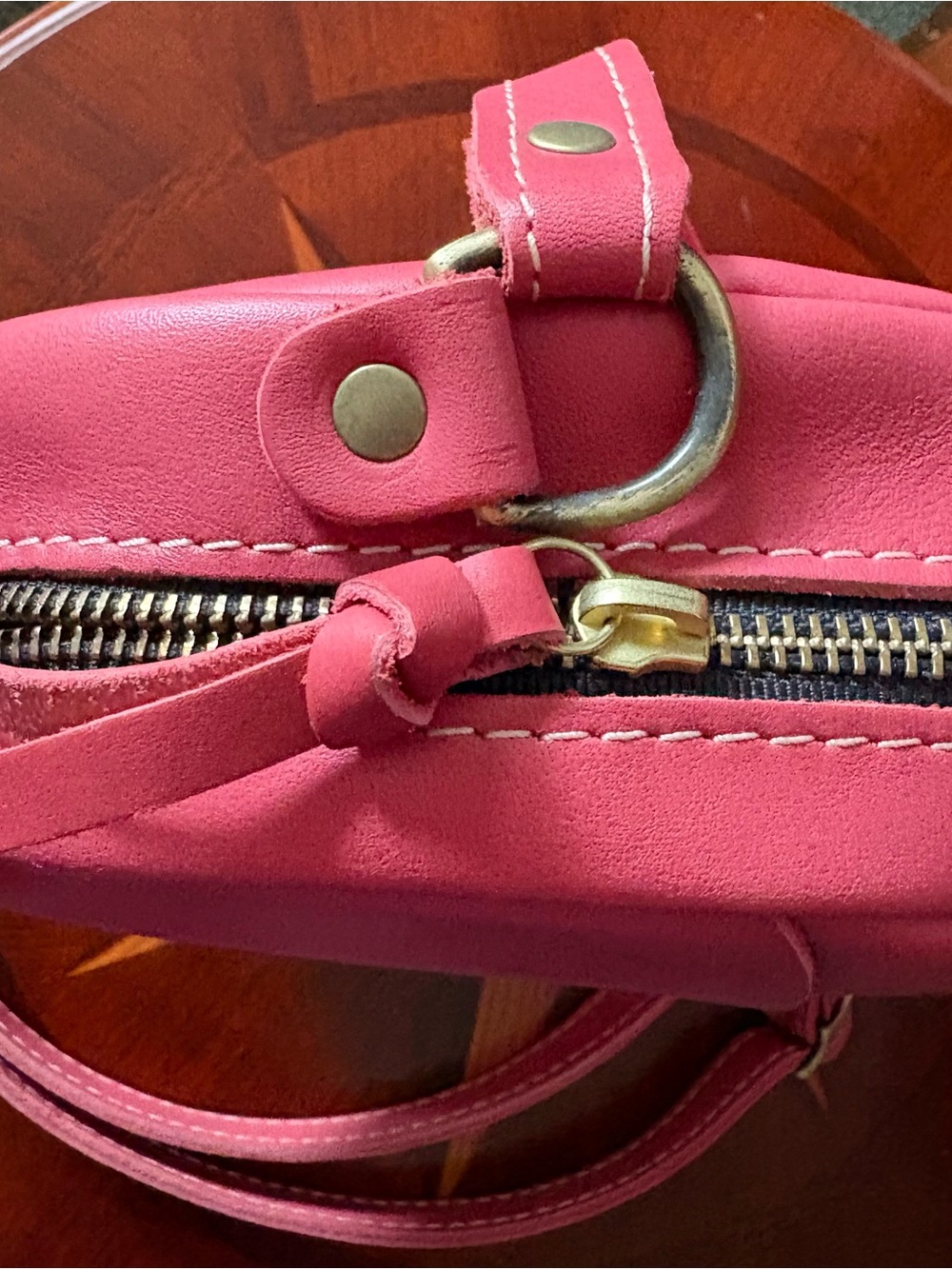 Portland Leather Tulip pink 9 inch Round Crossbody Bag - Picture 3 of 8